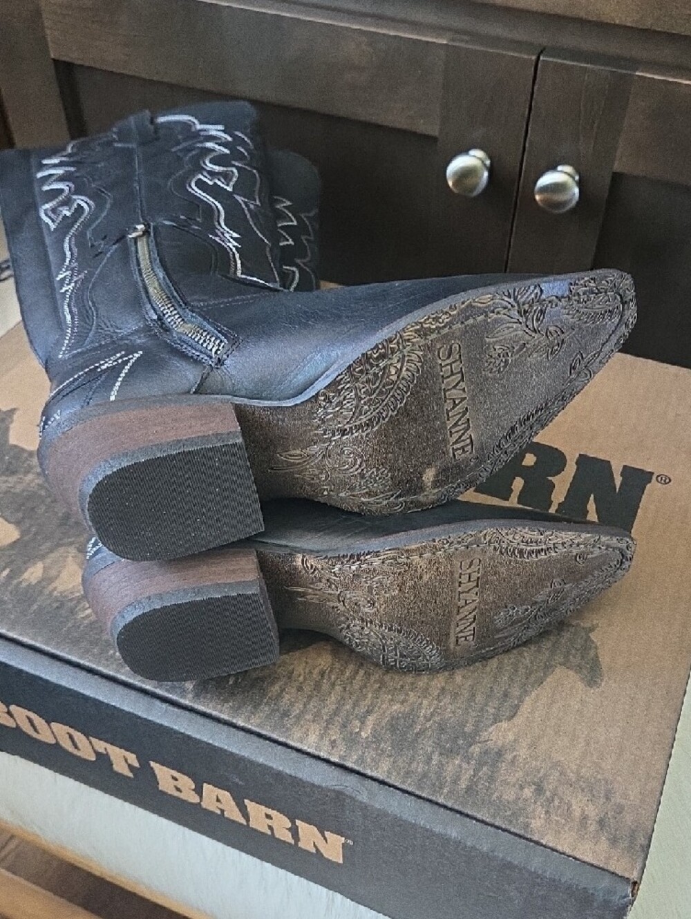 Black Western Cowboy Boots - Tall Stitch Detail - Picture 7 of 9